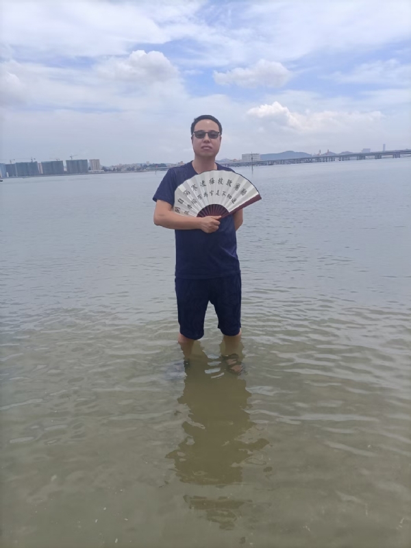 浪迹天涯的第一张照片--福建基督教相亲网